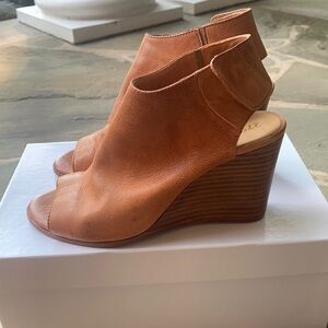 275CENTRAL Lea Open Stacked Wedge Sling